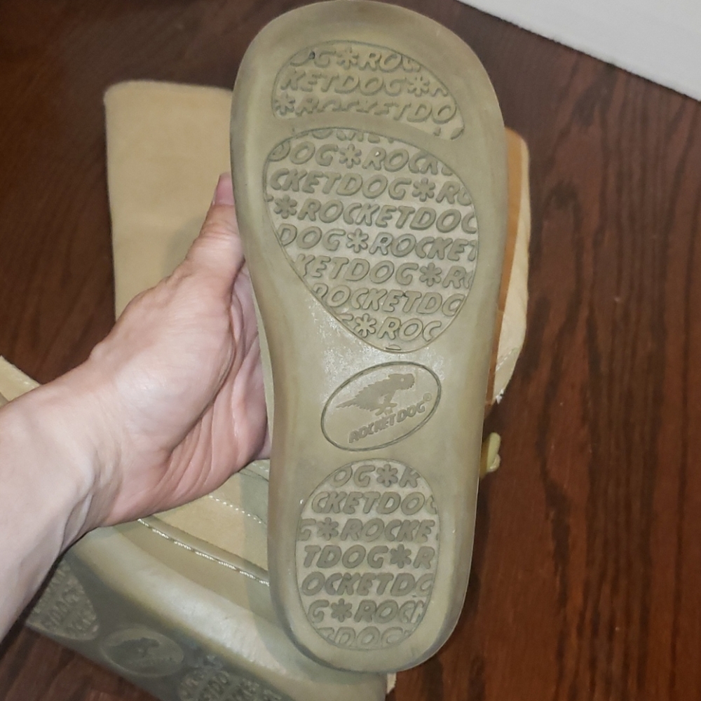 Rocket Dog Toggle Suede Boots Tan 6 Cy View 4